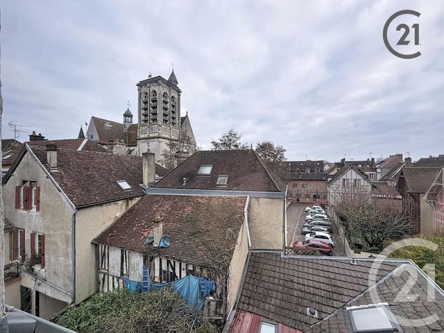 Appartement à louer - 2 pièces - 18.6 m2 - TROYES - 10 - CHAMPAGNE-ARDENNE - Century 21 Martinot Immobilier