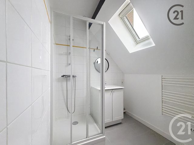 Appartement à louer - 2 pièces - 18.6 m2 - TROYES - 10 - CHAMPAGNE-ARDENNE - Century 21 Martinot Immobilier