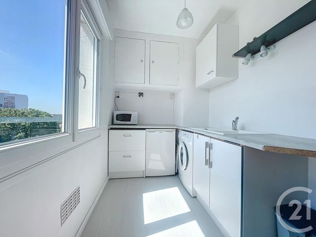 Appartement F1 à louer - 1 pièce - 34.1 m2 - TROYES - 10 - CHAMPAGNE-ARDENNE - Century 21 Martinot Immobilier