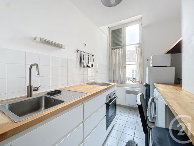 Appartement F3 à louer - 3 pièces - 58.0 m2 - TROYES - 10 - CHAMPAGNE-ARDENNE - Century 21 Martinot Immobilier