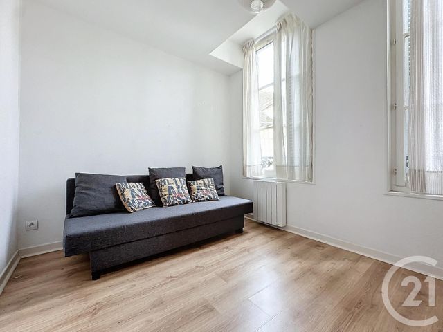 Appartement F3 à louer - 3 pièces - 58.0 m2 - TROYES - 10 - CHAMPAGNE-ARDENNE - Century 21 Martinot Immobilier