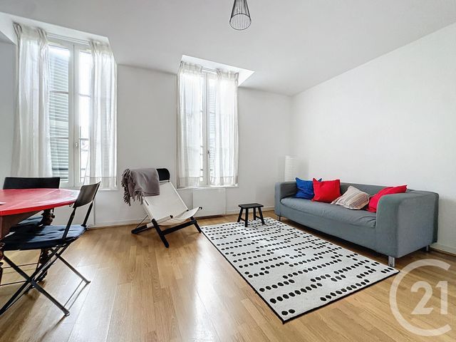 Appartement F3 à louer - 3 pièces - 58.0 m2 - TROYES - 10 - CHAMPAGNE-ARDENNE - Century 21 Martinot Immobilier