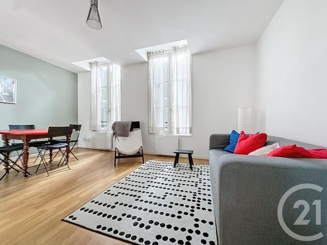 Appartement F3 à louer - 3 pièces - 58.0 m2 - TROYES - 10 - CHAMPAGNE-ARDENNE - Century 21 Martinot Immobilier