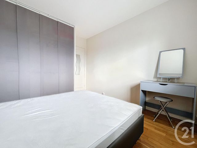 Appartement F3 à louer - 3 pièces - 62.42 m2 - ST ANDRE LES VERGERS - 10 - CHAMPAGNE-ARDENNE - Century 21 Martinot Immobilier