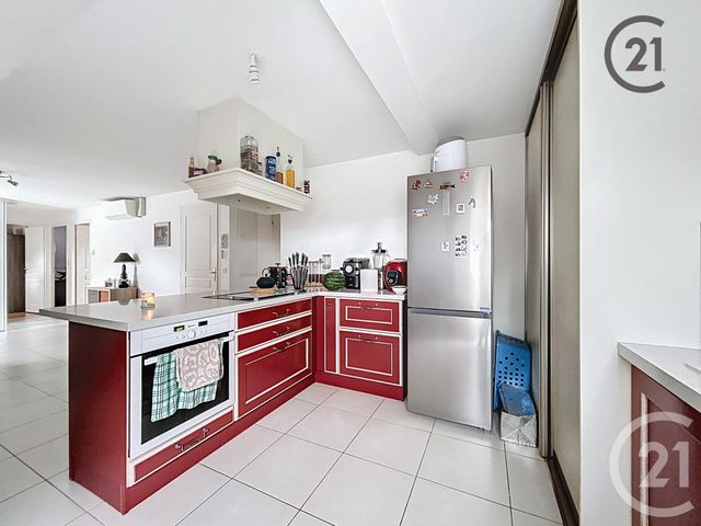 Appartement à vendre - 5 pièces - 63.35 m2 - TROYES - 10 - CHAMPAGNE-ARDENNE - Century 21 Martinot Immobilier