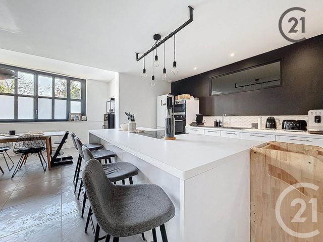 Appartement à vendre - 6 pièces - 150.0 m2 - TROYES - 10 - CHAMPAGNE-ARDENNE - Century 21 Martinot Immobilier