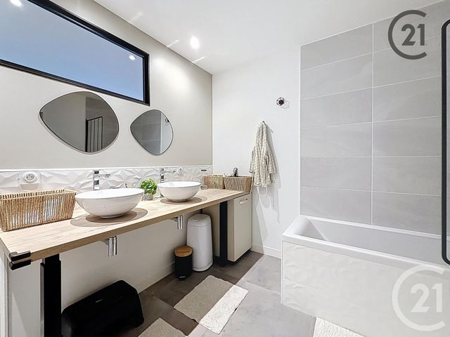 Appartement à vendre - 6 pièces - 150.0 m2 - TROYES - 10 - CHAMPAGNE-ARDENNE - Century 21 Martinot Immobilier