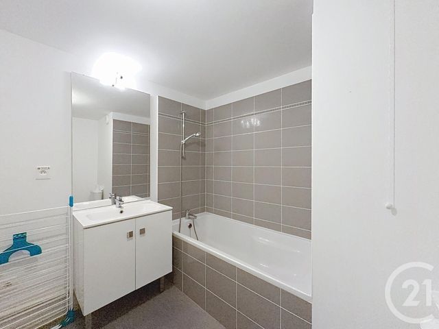 Appartement F1 à louer - 1 pièce - 24.46 m2 - TROYES - 10 - CHAMPAGNE-ARDENNE - Century 21 Martinot Immobilier