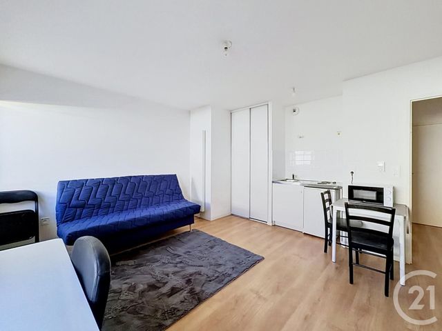 Appartement F1 à louer - 1 pièce - 24.46 m2 - TROYES - 10 - CHAMPAGNE-ARDENNE - Century 21 Martinot Immobilier