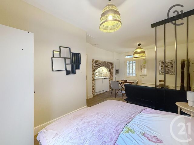 Appartement F1 à vendre - 1 pièce - 23.21 m2 - TROYES - 10 - CHAMPAGNE-ARDENNE - Century 21 Martinot Immobilier