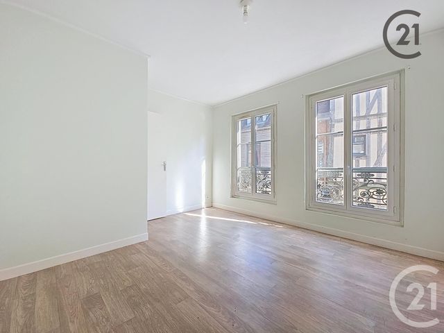 Appartement F3 à vendre - 3 pièces - 63.0 m2 - TROYES - 10 - CHAMPAGNE-ARDENNE - Century 21 Martinot Immobilier