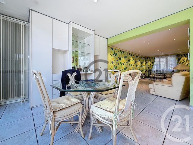 maison à vendre - 7 pièces - 173.0 m2 - STE SAVINE - 10 - CHAMPAGNE-ARDENNE - Century 21 Martinot Immobilier