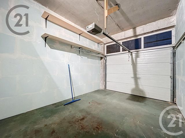 Appartement F5 à vendre - 4 pièces - 84.0 m2 - BUCHERES - 10 - CHAMPAGNE-ARDENNE - Century 21 Martinot Immobilier