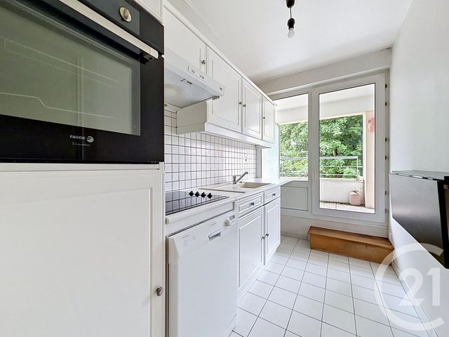 Appartement F3 à louer - 3 pièces - 60.0 m2 - TROYES - 10 - CHAMPAGNE-ARDENNE - Century 21 Martinot Immobilier