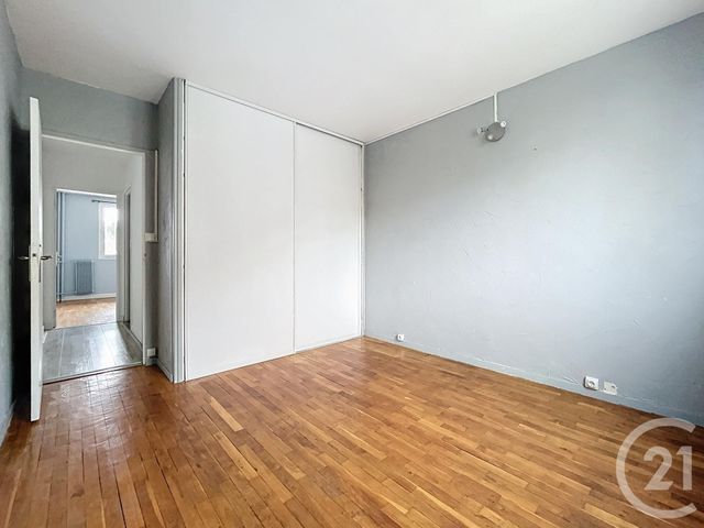 Appartement F3 à vendre - 3 pièces - 62.3 m2 - ST ANDRE LES VERGERS - 10 - CHAMPAGNE-ARDENNE - Century 21 Martinot Immobilier