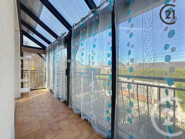 maison à vendre - 5 pièces - 106.0 m2 - ST JULIEN LES VILLAS - 10 - CHAMPAGNE-ARDENNE - Century 21 Martinot Immobilier