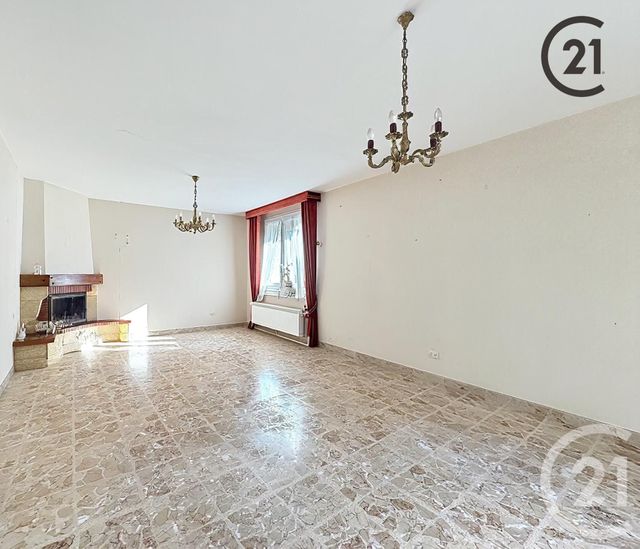 maison à vendre - 5 pièces - 106.0 m2 - ST JULIEN LES VILLAS - 10 - CHAMPAGNE-ARDENNE - Century 21 Martinot Immobilier