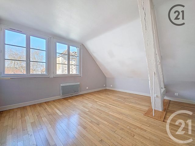 Appartement F5 à vendre - 4 pièces - 103.85 m2 - TROYES - 10 - CHAMPAGNE-ARDENNE - Century 21 Martinot Immobilier