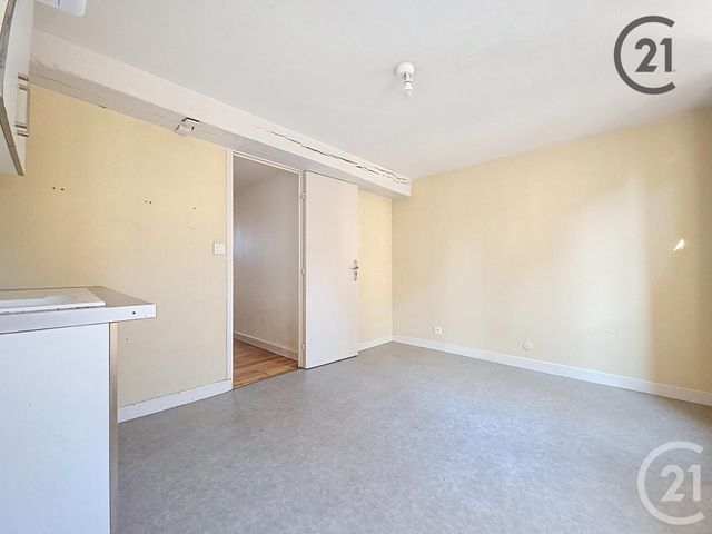 Appartement F5 à vendre - 4 pièces - 103.85 m2 - TROYES - 10 - CHAMPAGNE-ARDENNE - Century 21 Martinot Immobilier