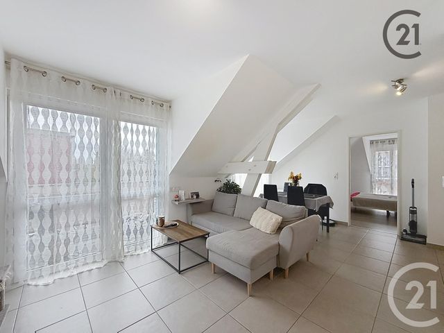 Appartement à louer - 2 pièces - 43.11 m2 - TROYES - 10 - CHAMPAGNE-ARDENNE - Century 21 Martinot Immobilier