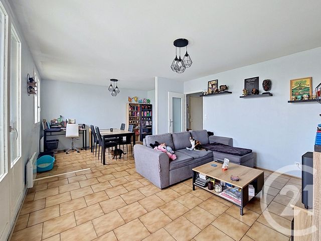 Appartement T4 à vendre - 4 pièces - 92.49 m2 - TROYES - 10 - CHAMPAGNE-ARDENNE - Century 21 Martinot Immobilier