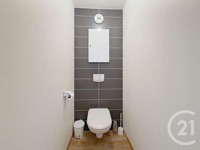 Appartement T2 à louer - 2 pièces - 37.65 m2 - TROYES - 10 - CHAMPAGNE-ARDENNE - Century 21 Martinot Immobilier