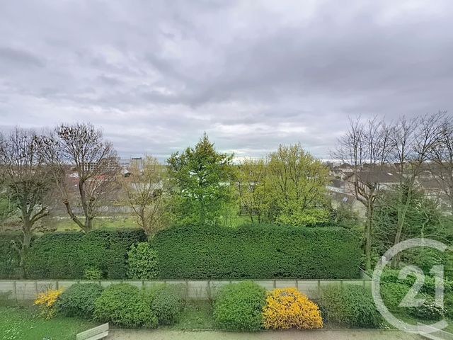 Appartement F2 à louer - 2 pièces - 48.96 m2 - TROYES - 10 - CHAMPAGNE-ARDENNE - Century 21 Martinot Immobilier