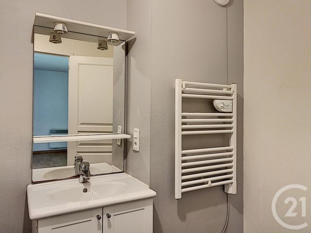 Appartement F3 à louer - 3 pièces - 53.2 m2 - TROYES - 10 - CHAMPAGNE-ARDENNE - Century 21 Martinot Immobilier