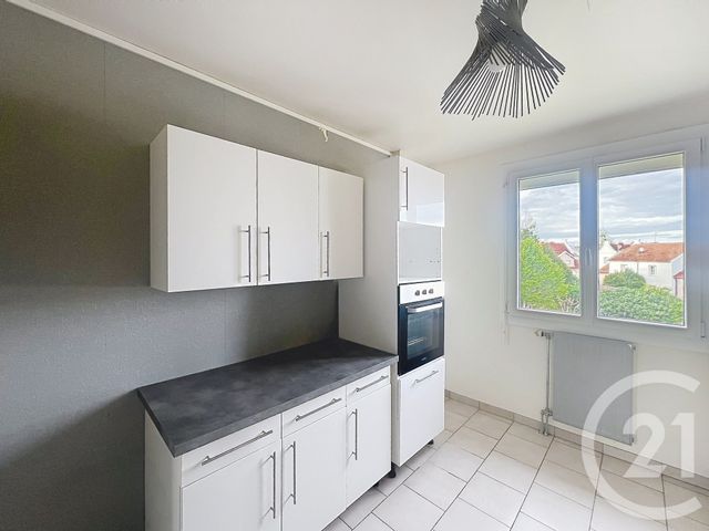 Appartement F3 à vendre - 3 pièces - 71.0 m2 - TROYES - 10 - CHAMPAGNE-ARDENNE - Century 21 Martinot Immobilier