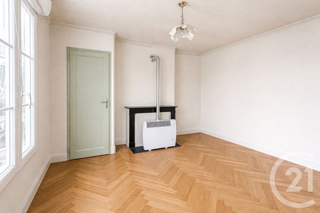 Appartement F3 à vendre - 3 pièces - 74.0 m2 - STE SAVINE - 10 - CHAMPAGNE-ARDENNE - Century 21 Martinot Immobilier