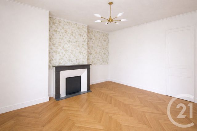 Appartement F3 à vendre - 3 pièces - 74.0 m2 - STE SAVINE - 10 - CHAMPAGNE-ARDENNE - Century 21 Martinot Immobilier