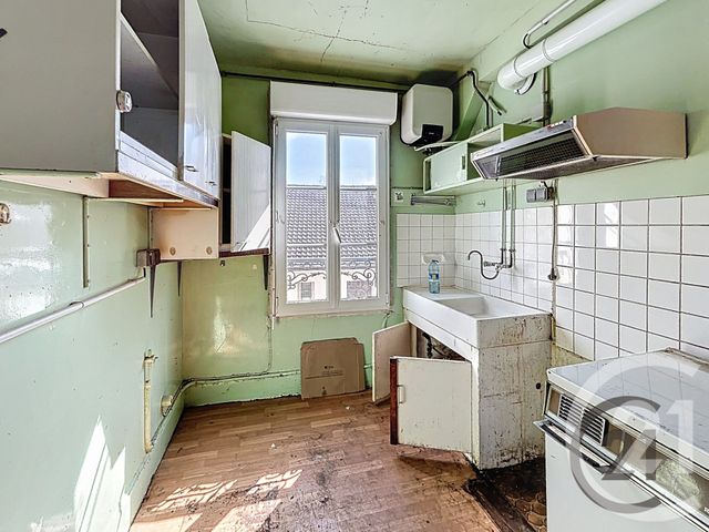 Appartement F3 à vendre - 3 pièces - 74.0 m2 - STE SAVINE - 10 - CHAMPAGNE-ARDENNE - Century 21 Martinot Immobilier