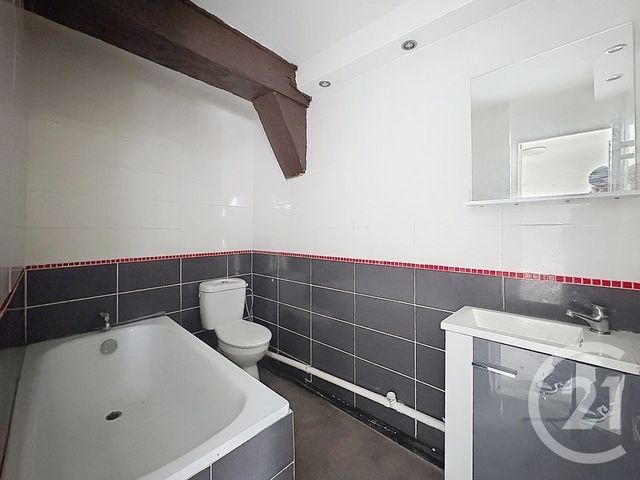 Appartement F1 à vendre - 1 pièce - 24.3 m2 - TROYES - 10 - CHAMPAGNE-ARDENNE - Century 21 Martinot Immobilier