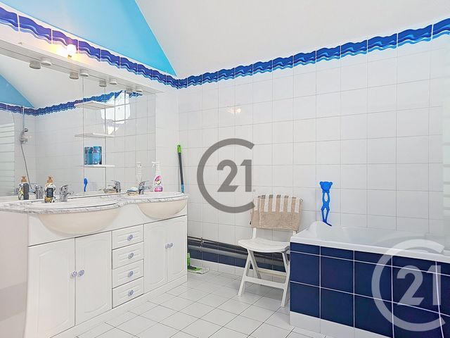 maison à vendre - 8 pièces - 250.0 m2 - VULAINES - 10 - CHAMPAGNE-ARDENNE - Century 21 Martinot Immobilier