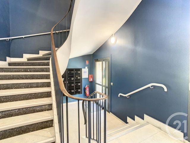 Appartement F4 à louer - 4 pièces - 94.6 m2 - TROYES - 10 - CHAMPAGNE-ARDENNE - Century 21 Martinot Immobilier