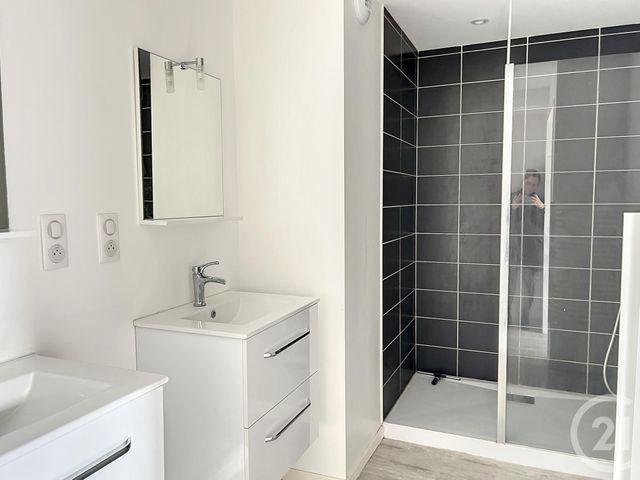 Appartement F4 à louer - 4 pièces - 94.6 m2 - TROYES - 10 - CHAMPAGNE-ARDENNE - Century 21 Martinot Immobilier