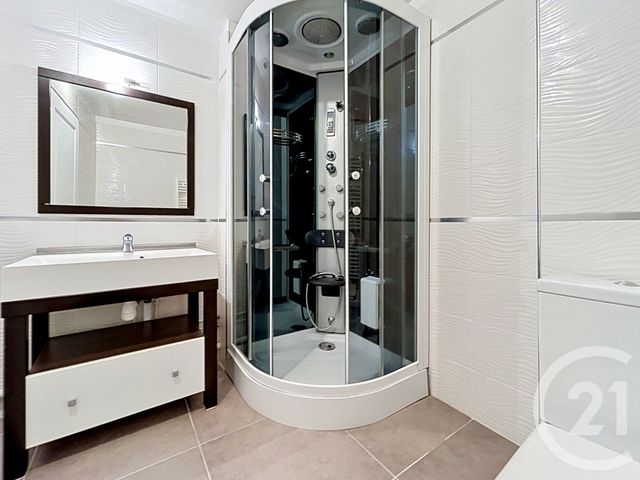 Appartement F1 à louer - 2 pièces - 28.8 m2 - TROYES - 10 - CHAMPAGNE-ARDENNE - Century 21 Martinot Immobilier