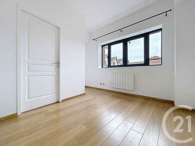 Appartement F1 à louer - 2 pièces - 28.8 m2 - TROYES - 10 - CHAMPAGNE-ARDENNE - Century 21 Martinot Immobilier