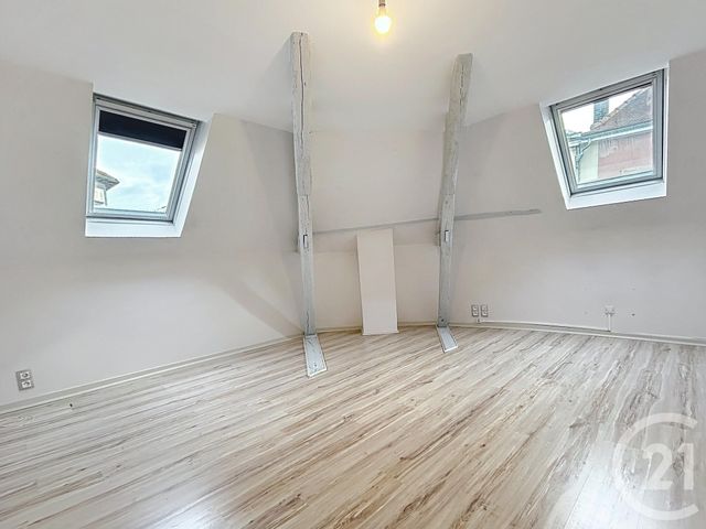 Appartement F2 à louer - 2 pièces - 40.72 m2 - TROYES - 10 - CHAMPAGNE-ARDENNE - Century 21 Martinot Immobilier