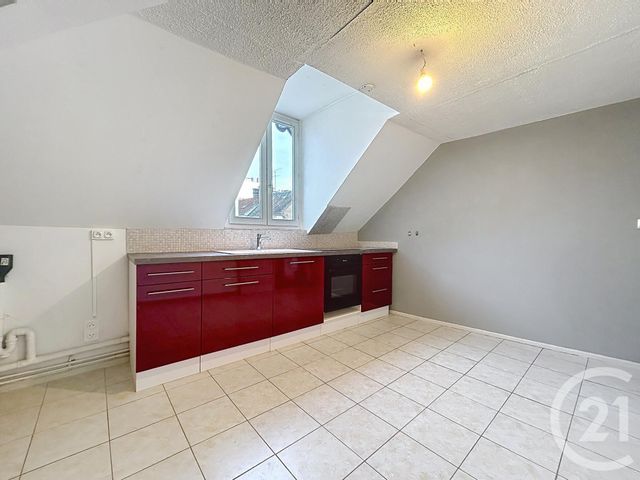 Appartement F2 à louer - 2 pièces - 40.72 m2 - TROYES - 10 - CHAMPAGNE-ARDENNE - Century 21 Martinot Immobilier
