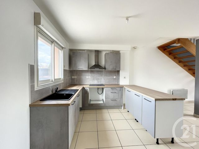 maison à louer - 3 pièces - 70.0 m2 - ROSIERES PRES TROYES - 10 - CHAMPAGNE-ARDENNE - Century 21 Martinot Immobilier