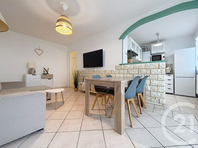 Appartement F3 à vendre - 3 pièces - 53.61 m2 - TROYES - 10 - CHAMPAGNE-ARDENNE - Century 21 Martinot Immobilier