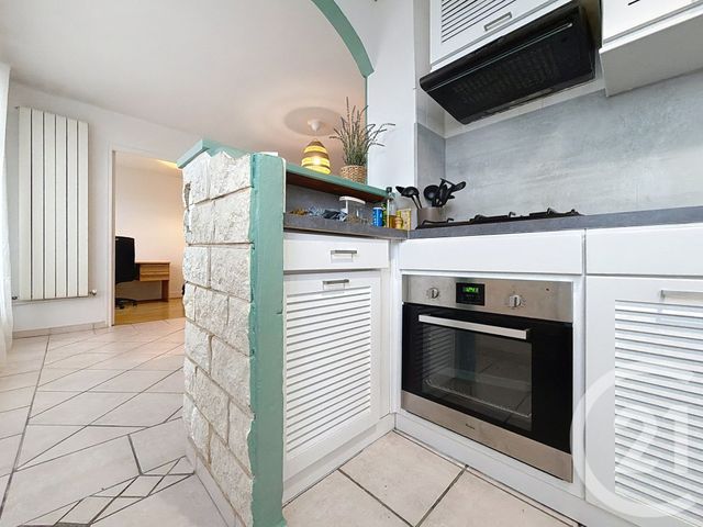 Appartement F3 à vendre - 3 pièces - 53.61 m2 - TROYES - 10 - CHAMPAGNE-ARDENNE - Century 21 Martinot Immobilier