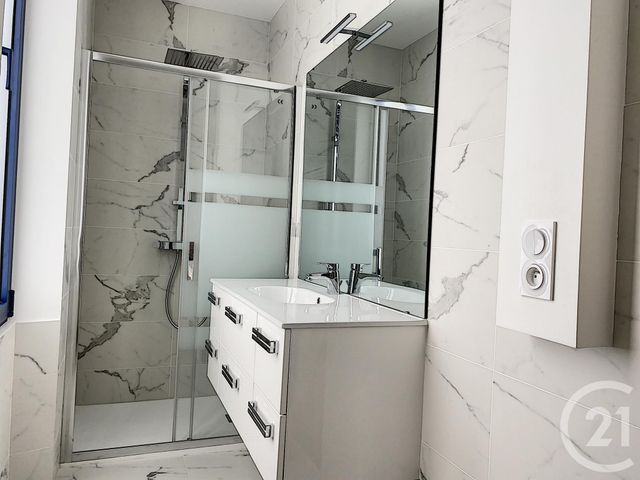 maison à louer - 3 pièces - 72.37 m2 - AIX VILLEMAUR PALIS - 10 - CHAMPAGNE-ARDENNE - Century 21 Martinot Immobilier