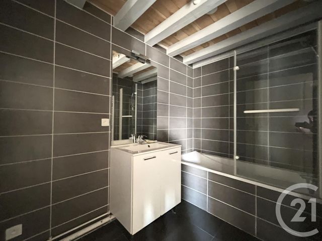 Appartement F4 à louer - 5 pièces - 115.0 m2 - TROYES - 10 - CHAMPAGNE-ARDENNE - Century 21 Martinot Immobilier