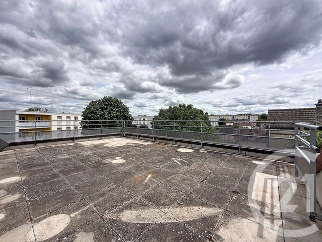 Appartement F2 à louer - 2 pièces - 49.5 m2 - TROYES - 10 - CHAMPAGNE-ARDENNE - Century 21 Martinot Immobilier