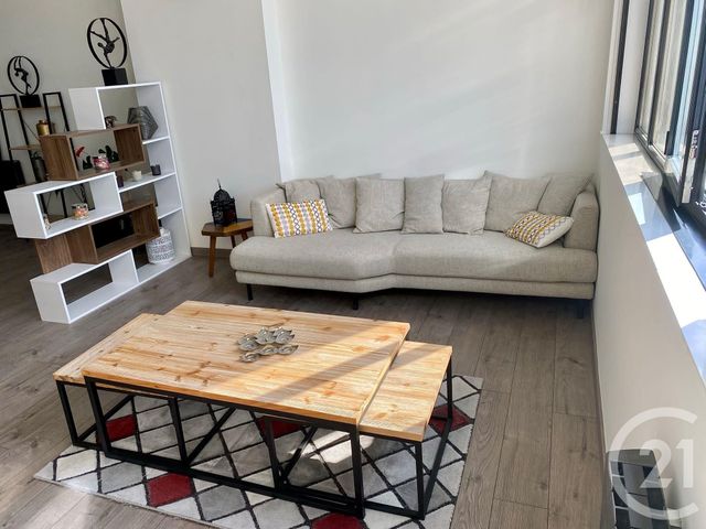 Appartement F3 à louer - 3 pièces - 92.86 m2 - TROYES - 10 - CHAMPAGNE-ARDENNE - Century 21 Martinot Immobilier