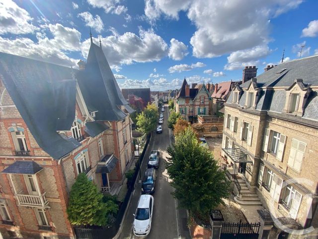 Appartement F3 à louer - 3 pièces - 92.86 m2 - TROYES - 10 - CHAMPAGNE-ARDENNE - Century 21 Martinot Immobilier