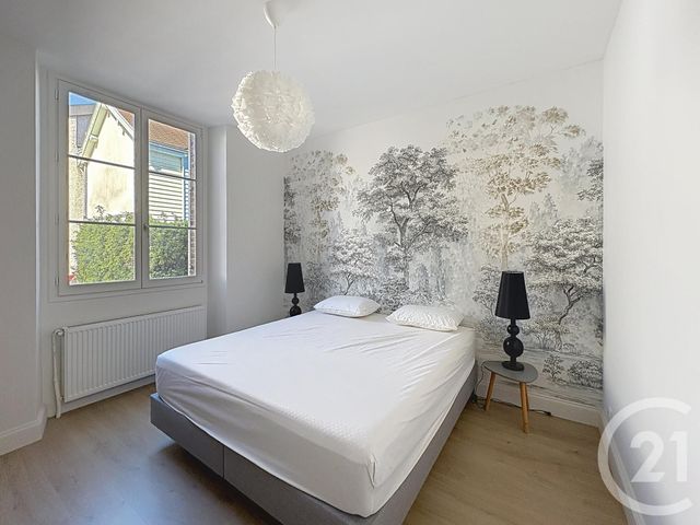 Appartement T3 à louer - 3 pièces - 64.68 m2 - TROYES - 10 - CHAMPAGNE-ARDENNE - Century 21 Martinot Immobilier