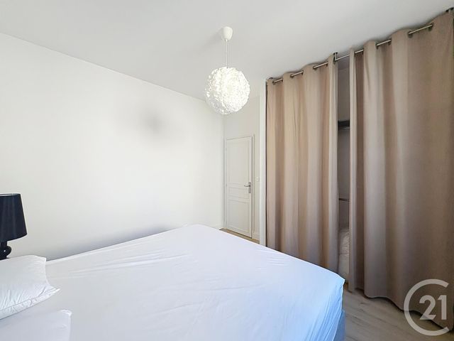 Appartement T3 à louer - 3 pièces - 64.68 m2 - TROYES - 10 - CHAMPAGNE-ARDENNE - Century 21 Martinot Immobilier